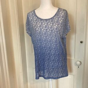 Chicos weekends, shear short sleeve tee in cotton blend, blue ombré’ pattern, 2